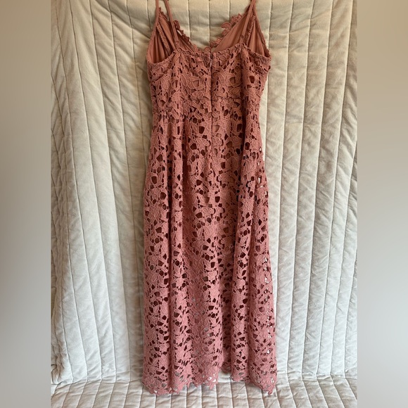 Astr Lace Midi Dress in Pink Size Small - Picture 9 of 9